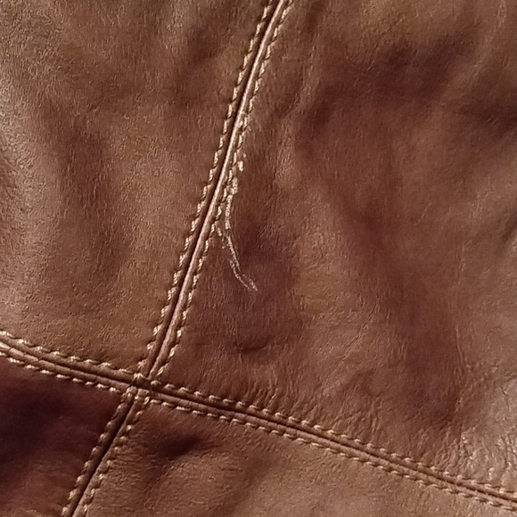 * Tano Extra Large Hobo Tote Leather - Picture 5 of 5